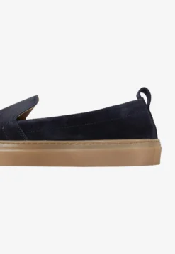 Slip-on Sneakers Slip-ons Heren Marine -Herenschoenen Winkel 0637d8d4357a5fe9717892685a1a3a6a scaled