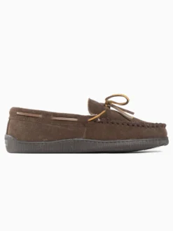 Minnetonka Lage Schoenen Mocassins Pileline Heren Chocoladebruin -Herenschoenen Winkel 103ad2cbd5ab833165dc6749f549a4e7 scaled