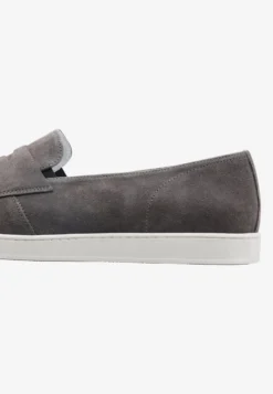 Lage Schoenen Instappers Penny Heren Grijs -Herenschoenen Winkel b5a9c5310a9bdd80aad047e2fede4f94 scaled